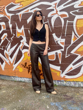 Charger l&#39;image dans la galerie, Pantalon en cuir Mugler taille 36
