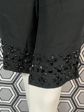Charger l&#39;image dans la galerie, Bermuda Red Valentino brodé de perles taille 38
