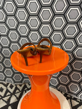 Charger l&#39;image dans la galerie, Paire d’escarpins Michel Perry pointure 36 1/2
