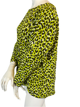 Charger l'image dans la galerie, Superbe blouse léopard Yves Saint Laurent rive gauche taille 42
