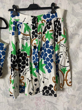 Charger l&#39;image dans la galerie, Haut Yves Saint Laurent variation hommage Matisse taille 36
