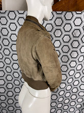 Charger l&#39;image dans la galerie, Blouson en daim Twin-set Simona Barbieri taille 40
