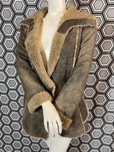 Charger l&#39;image dans la galerie, Peau lainée Vivienne Westwood Red label taille 36
