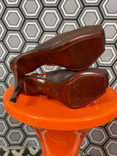 Charger l&#39;image dans la galerie, Paire d’escarpins vintage Céline pointure 36 1/2 neufs
