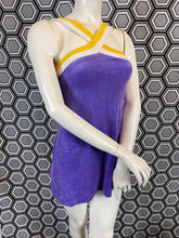 Charger l&#39;image dans la galerie, Haut en éponge Pierre Cardin taille 38
