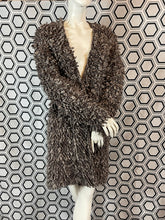 Charger l&#39;image dans la galerie, Manteau maille bouclettes Vanessa Bruno taille 36
