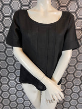 Charger l&#39;image dans la galerie, Haut Yves Saint Laurent rive gauche taille 42
