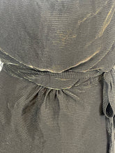 Charger l&#39;image dans la galerie, Ensemble de plage : combishort et paréo métallisé taille 38
