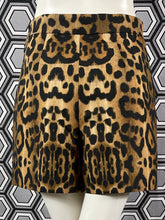 Charger l&#39;image dans la galerie, Short léopard Giambattista Valli taille 36
