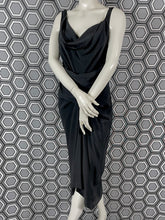 Charger l'image dans la galerie, Superbe robe noire Rick Owens taille 38

