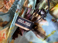 Charger l&#39;image dans la galerie, Haut neuf Jean-Paul Gaultier taille 40
