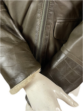 Charger l'image dans la galerie, Veste cuir peau retournée Paul Smith taille 36
