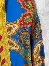 Charger l&#39;image dans la galerie, Chemisier long Gianfranco Ferre taille 38
