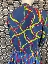 Charger l'image dans la galerie, Superbe veste rare Yves Saint Laurent rive gauche taille 38
