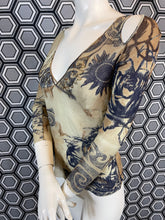 Charger l&#39;image dans la galerie, Haut en mesh Roberto Cavalli taille 42
