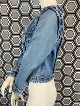 Charger l'image dans la galerie, Veste en jeans Moschino taille 40
