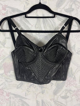 Charger l&#39;image dans la galerie, Incroyable bustier en cuir à seins coniques Jean Paul Gaultier taille 36
