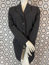 Charger l'image dans la galerie, Veste Issey Miyake taille 36

