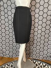 Charger l&#39;image dans la galerie, Jupe Vivienne Westwood taille 36
