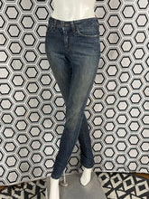 Charger l&#39;image dans la galerie, Jeans bleu Gucci taille 34
