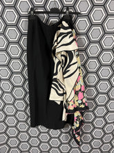 Charger l&#39;image dans la galerie, Jupe Dries Van Noten taille 38
