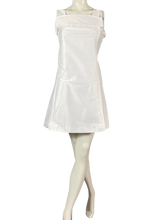 Charger l'image dans la galerie, Robe blanche Courrèges taille 36
