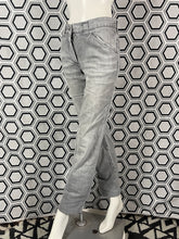 Charger l&#39;image dans la galerie, Jeans gris clair Dolce &amp; Gabbana taille 34
