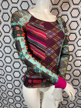 Charger l&#39;image dans la galerie, Haut en mesh Kenzo taille 40
