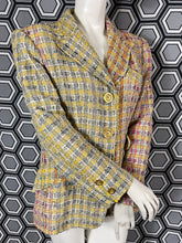 Charger l'image dans la galerie, Superbe veste Christian Lacroix taille 42
