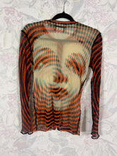 Charger l&#39;image dans la galerie, Cardigan Jean Paul Gaultier modèle Marlène Dietrich taille 38
