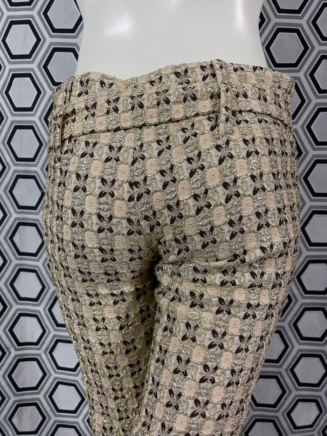 Pantalon Prada brodé doré taille 38