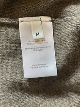 Charger l&#39;image dans la galerie, Pull Lemaire taille 38
