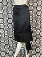 Charger l&#39;image dans la galerie, Jupe asymétrique Céline taille 38
