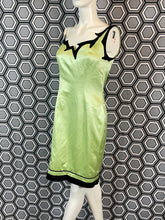Charger l'image dans la galerie, Superbe et rare robe Thierry  Mugler taille 40
