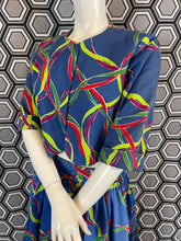 Charger l'image dans la galerie, Superbe veste rare Yves Saint Laurent rive gauche taille 38
