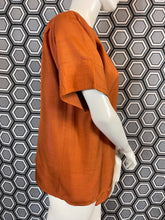 Charger l&#39;image dans la galerie, Haut Yves Saint Laurent rive gauche taille 38
