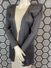 Charger l&#39;image dans la galerie, Veste gris foncé Pleats Please Issey Miyake
