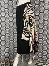 Charger l&#39;image dans la galerie, Jupe Dries Van Noten taille 38
