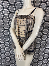 Charger l&#39;image dans la galerie, Top Dries Van Noten taille 36
