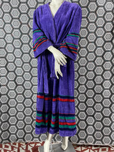 Charger l&#39;image dans la galerie, Peignoir vintage Lanvin taille 38/40
