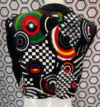 Charger l'image dans la galerie, Veste en velours Louis Feraud taille 42
