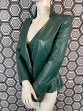 Charger l'image dans la galerie, Veste vintage en cuir Thierry Mugler taille 38
