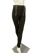 Charger l&#39;image dans la galerie, Pantalon Givenchy empiècement cuir taille 36
