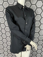 Charger l&#39;image dans la galerie, Chemise noire Yohji Yamamoto taille 40
