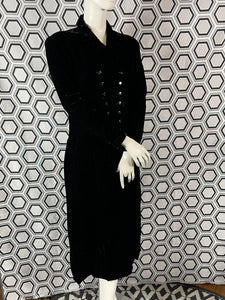 Manteau en velours Armand Ventilo taille 40