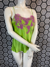 Charger l'image dans la galerie, Top en soie Marjolaine taille 40
