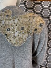 Charger l&#39;image dans la galerie, Cardigan Manoush brodé taille 40
