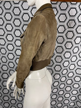 Charger l&#39;image dans la galerie, Blouson en daim Twin-set Simona Barbieri taille 40
