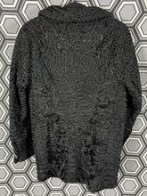 Charger l'image dans la galerie, Ensemble Chantal Thomass en astrakan vintage taille 36

