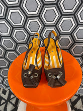 Charger l&#39;image dans la galerie, Paire d’escarpins vintage Céline pointure 36 1/2 neufs
